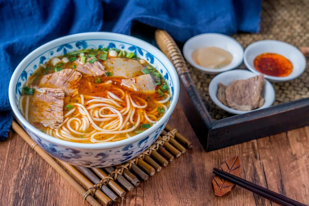 What is the difference between "Lanzhou Ramen" and "Lanzhou Beef Noodle" that detonated capital?(图1)