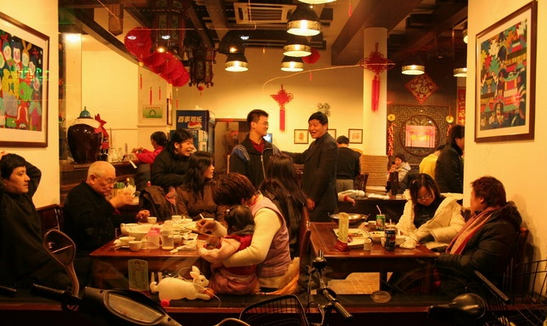 小餐厅用差异化特色吸引顾客方法