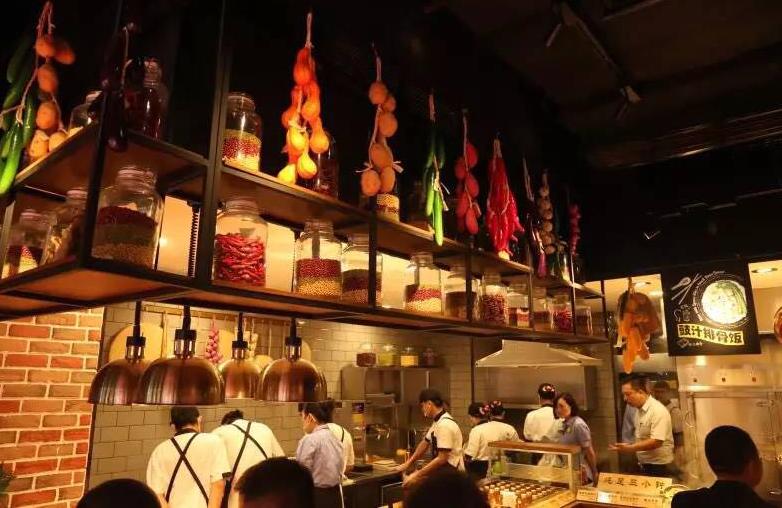 72街用新门店颠覆了快餐|餐饮界