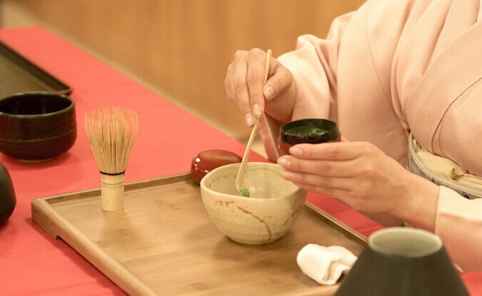 仪式感过重的“茶文化”注定会被舶来品取代？|餐饮界