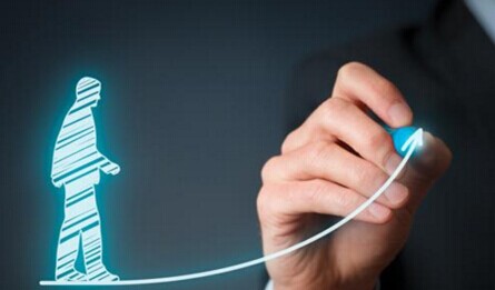 餐饮创始人要掌好舵，识品类海，开品牌船，走爆款路