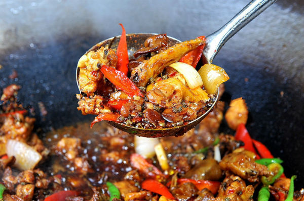 我是你的菜，这家火锅店竟然为爱而开！|餐饮界