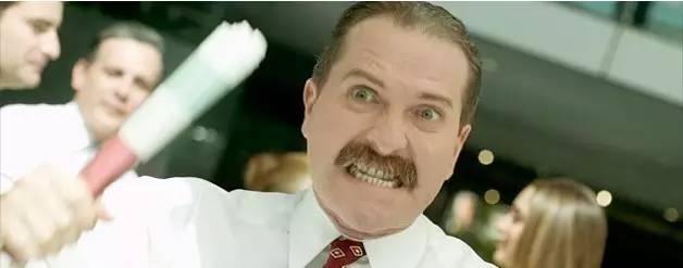 因为服务员激怒了顾客，餐厅被投诉该怎么化解？|餐饮界