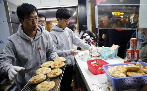 餐饮成2017年高校毕业生偏爱行业，创业需要几步走？