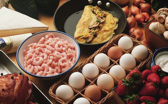 中烹协冯恩援：多元化助力餐饮业前七个月两位数增长