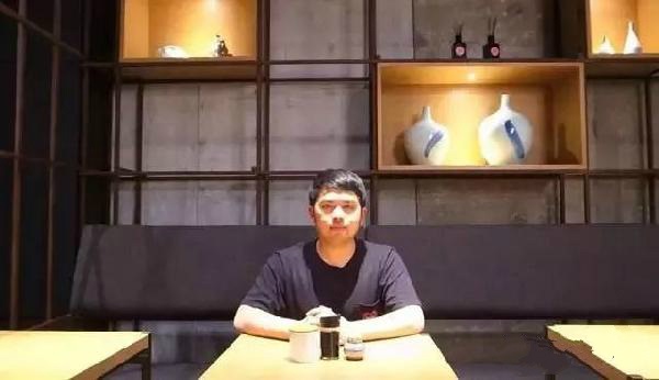 15岁债台高筑，28岁开了一家全球最火米粉店，估值1亿！