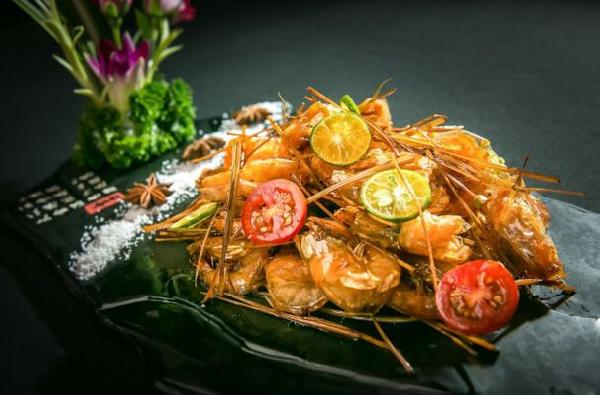 害了无数餐饮人的6大谎言，2018别再被骗了！|餐饮界