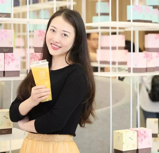 奈雪的茶60亿估值背后，三大创新+独特DNA