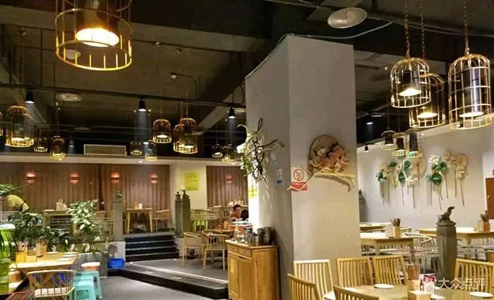 一年关店4万家，万人迷的川菜怎么就成了万人敌？