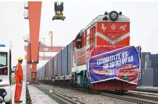 小龙虾“出征”世界杯 ​这笔经济帐不容小觑！