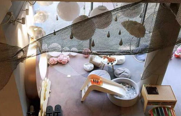 董璇的餐厅不吃饭也收钱，亲子消费一天近千元|餐饮界