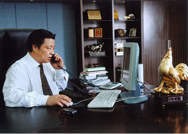 600个鸡蛋只孵出一只鸡 如今他是麦当劳中国唯一鸡肉供应商|餐饮界