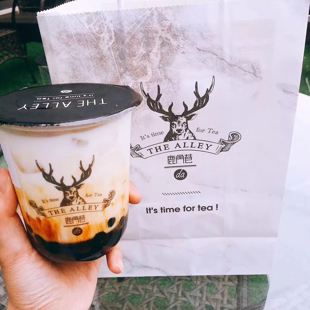 淡季来了，茶饮店拿什么熬过寒冬？|餐见|餐饮界