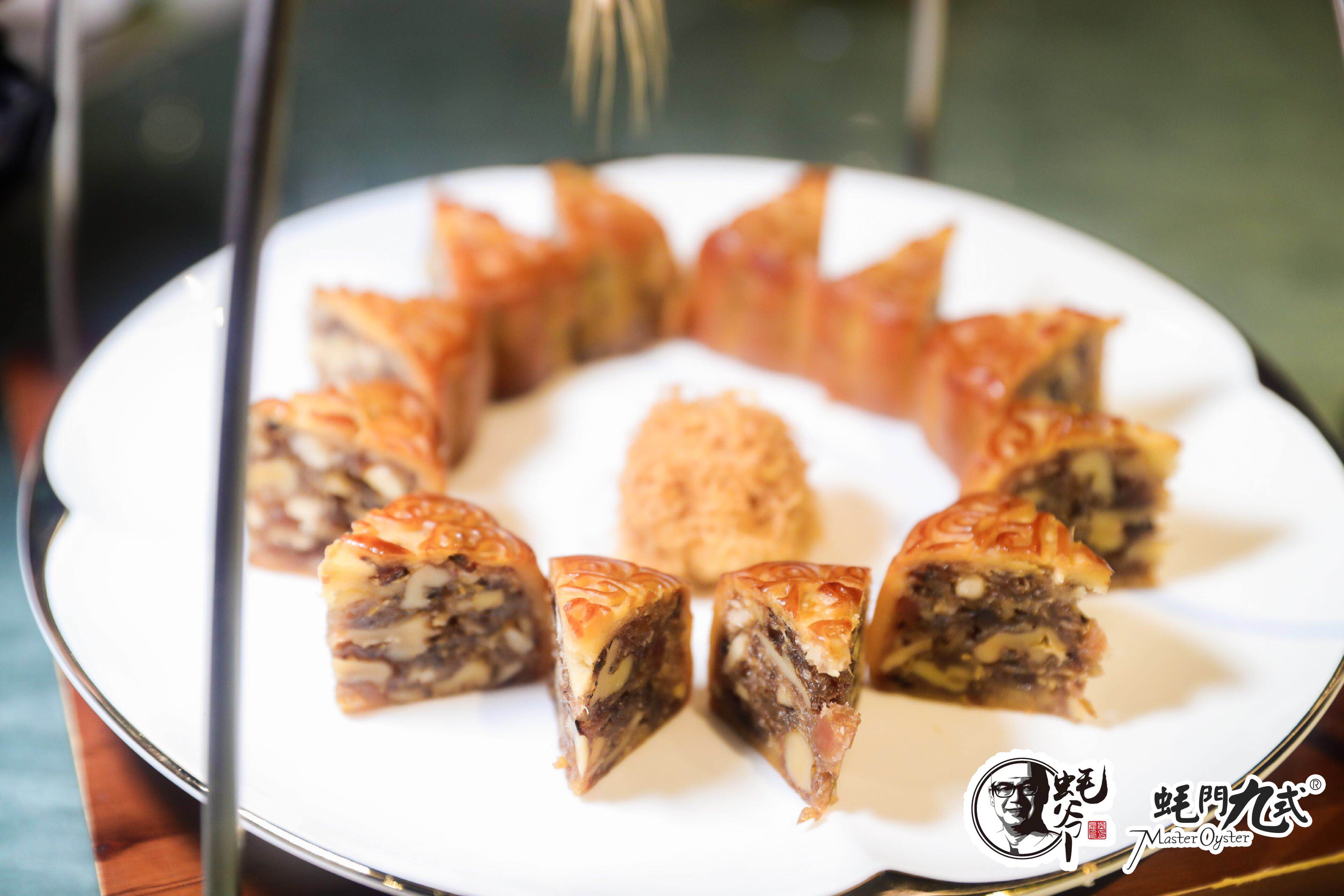 食神酒神罕见联名推荐，蚝爷“金蚝陈皮月饼”有何神奇之处？|餐饮界