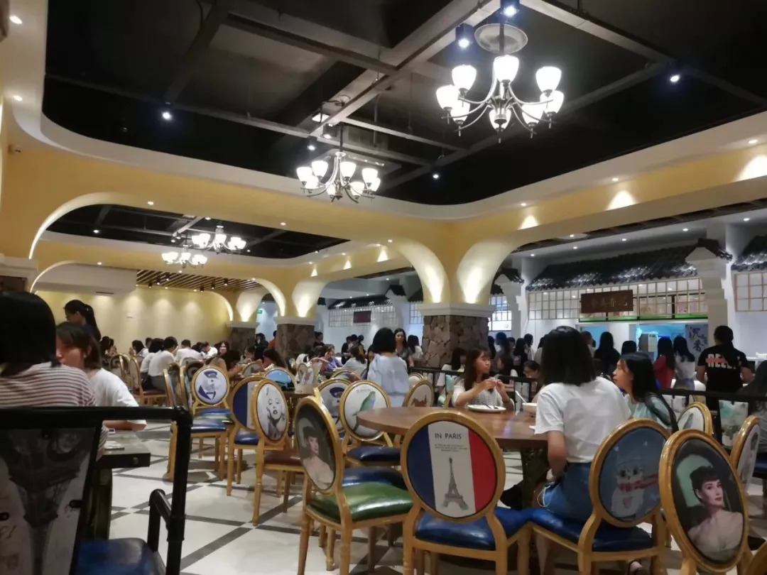 餐厅没人气，别再训斥厨师和服务员了，很可能是你不会“装”！ | 创业笔记|餐饮界