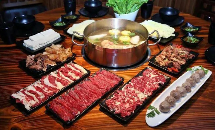 如何抢占新火锅赛道？秘诀无非“新”&“鲜”！|餐饮界