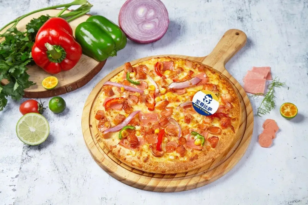 一天从外卖平台获取5000粉，30平店日营收最高1.8万，这个披萨品牌有何私域心得？|餐饮界