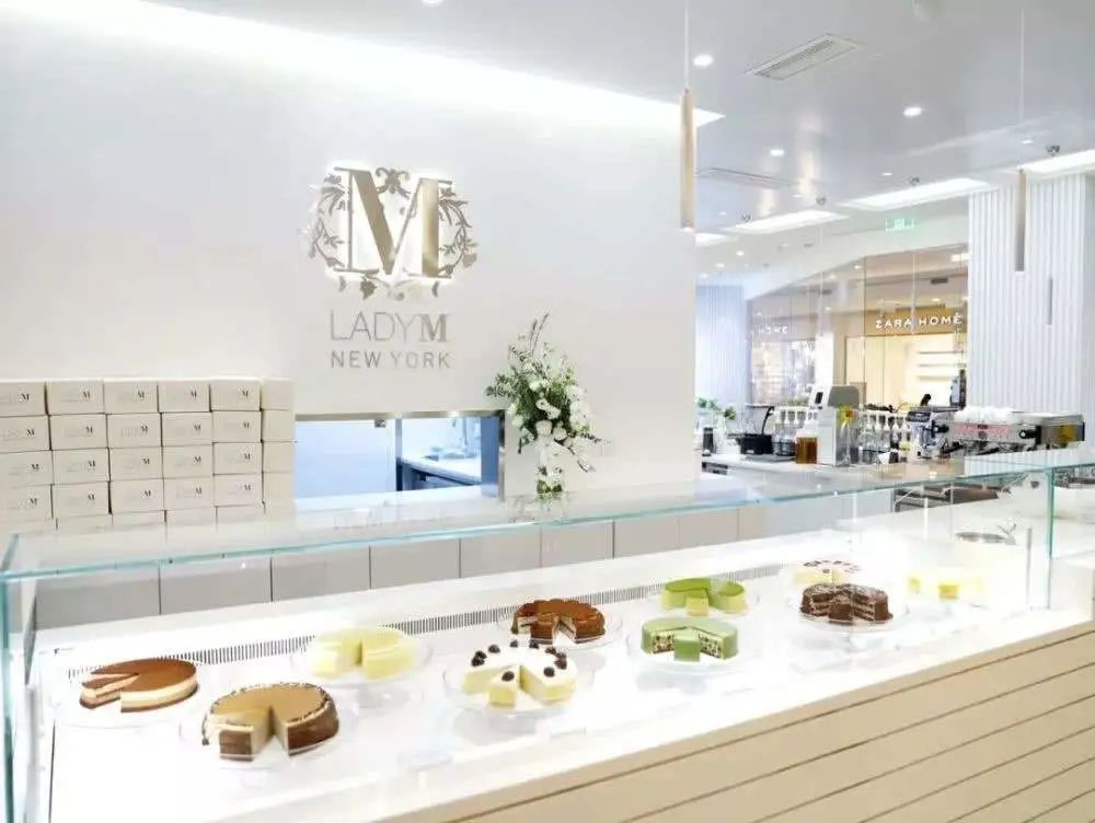 大排长队，黄牛加价的Lady M，要退出中国市场？