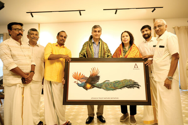 智利大使访问Athachi农场