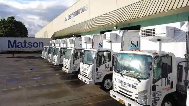 孙振豪：初心不忘，乡土情怀熔铸企业文化|餐饮界