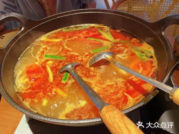 上亿曝光，有人打飞的去吃 天水麻辣烫接棒淄博烧烤？