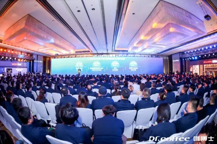 年出货100000+台，齐发5款新品，咖博士现磨咖啡机“躺赢”？