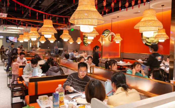 凭准考证打8折引热议，八合里高考营销意欲何为？