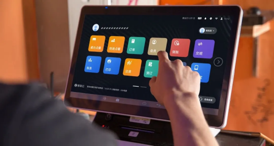 客如云数智化餐饮SaaS解决方案：深耕“数智化SaaS+新媒体营销”服务