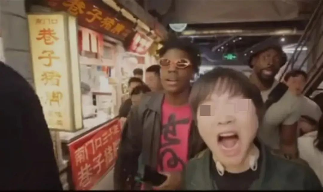 文和友直播翻车：餐企危机公关的生死警示