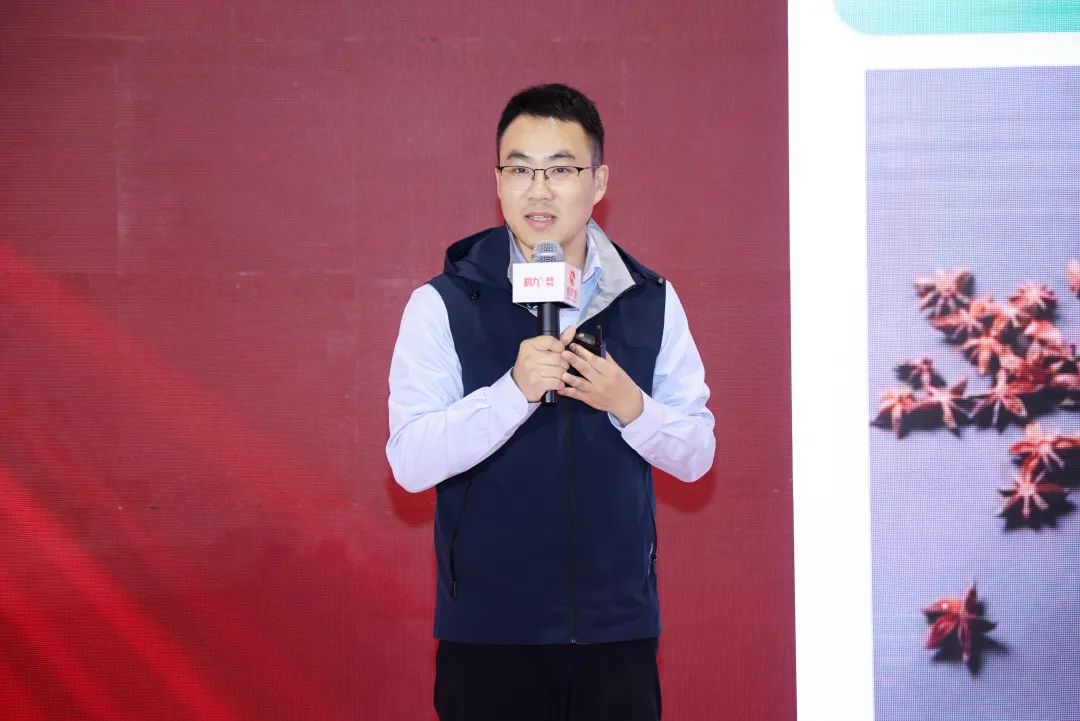 从区域小店到全球布局：杨国福如何用供应链撬动千亿麻辣烫市场？