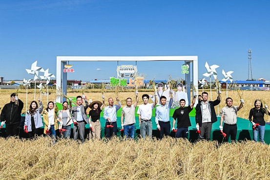 从“追赶”到“碾压”！超越“世界米王”日本越光米，金龙鱼6步鲜新米上市|餐饮界