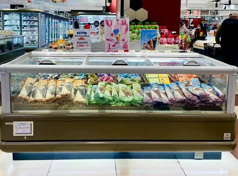 畅销30余年，拆解红宝石东北大板的长青生意经|餐饮界