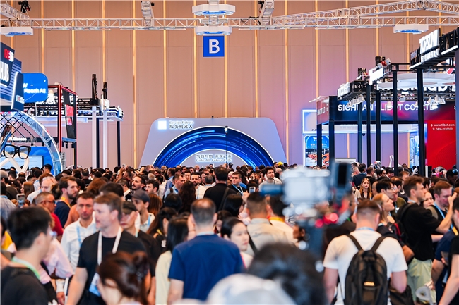 ​餐饮业迈入“具身智能”时代：沸点计划广交会亮相，为行业提供科技转型新范本|餐饮界